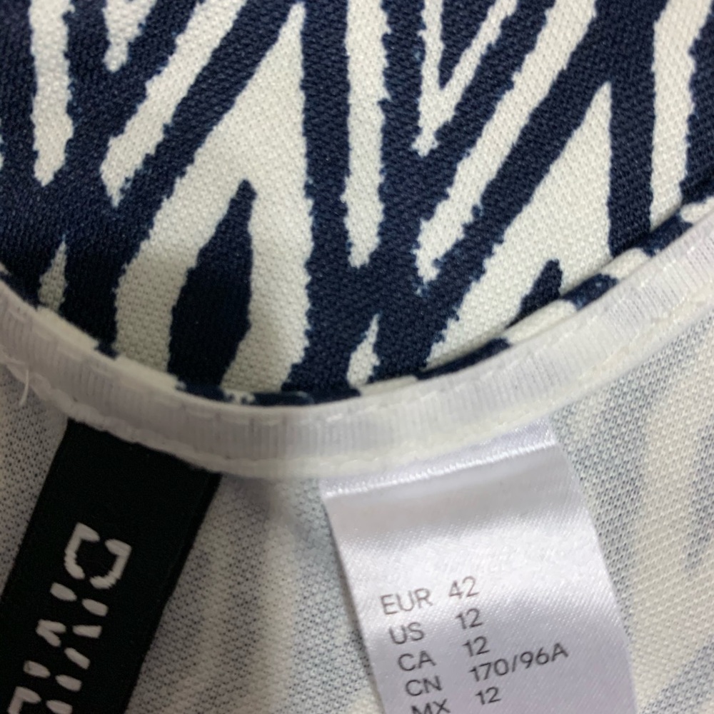 H&M Divided Diamond Pattern Midi dress Blue/Wht - Picture 4 of 4